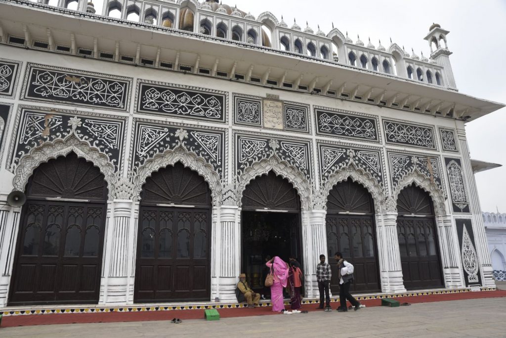 The Chotte Imambara features fancy calligraphy on its facade. (Richard McGuire photo) 