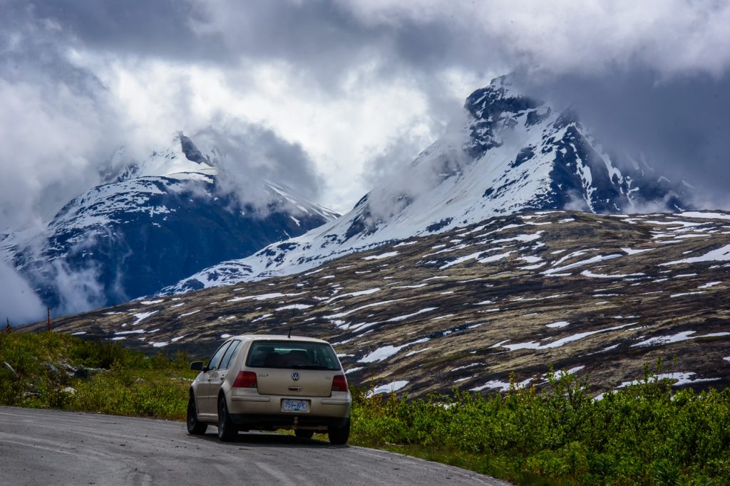 Driving south on the Haines Highway from Haines Junction, the route passes into B.C. and skirts Tatshenshini Alsek Park. (Richard McGuire photo)