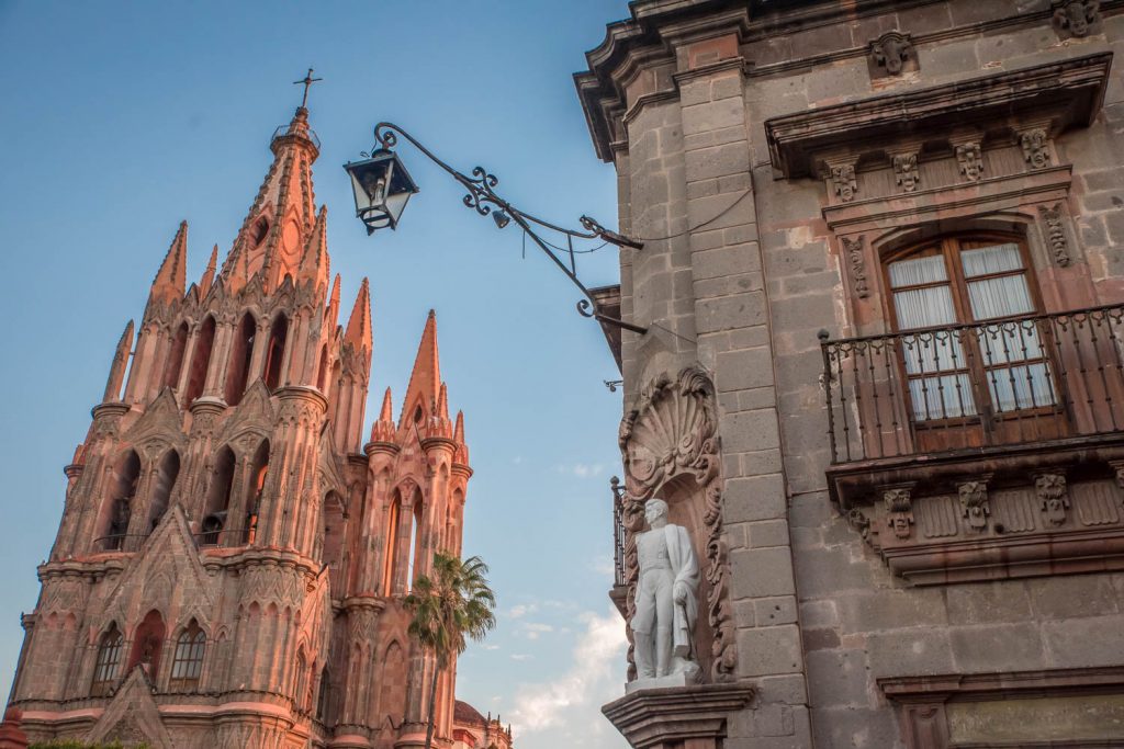 The Parroquia de San Miguel Arcangel, the main church in San Miguel de Allende, has an interesting design. Apparently a the designer based it on a postcard of a church in Belgium and drew the design in the sand. (Richard McGuire photo)