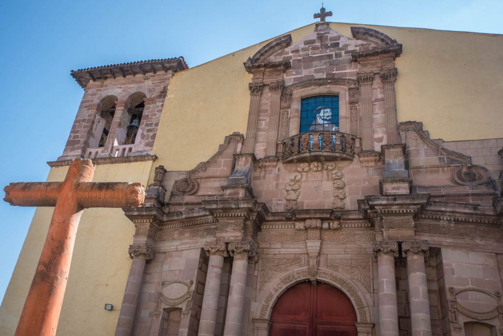 Templo de San Francisco is just one of a number of churches in Patzcuaro from the colonial period. (Richard McGuire Photo)